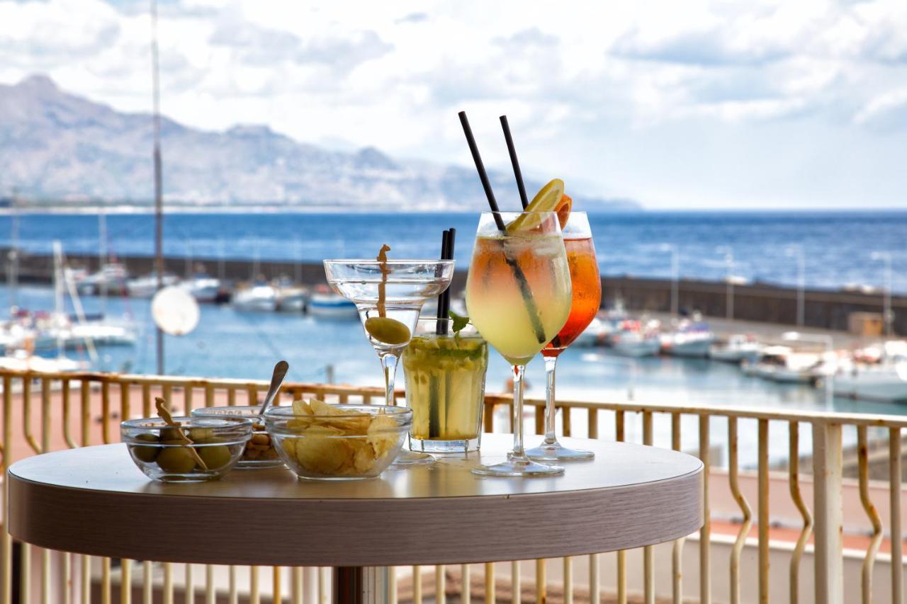 Grand Hotel Yachting Palace Riposto Exterior photo